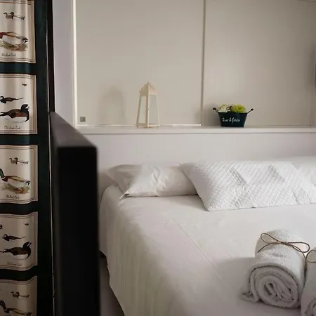 Spacious In Strategic Location - *