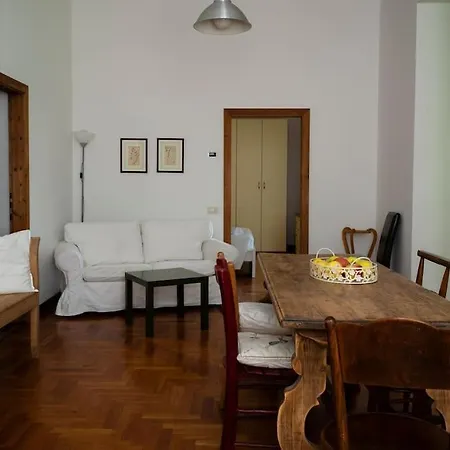 Spacious In Strategic Location - *