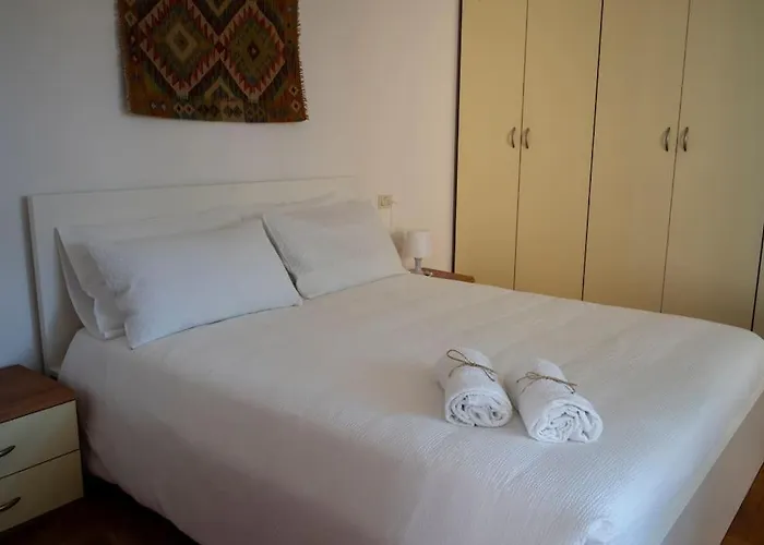 Spacious In Strategic Location - 特伦托