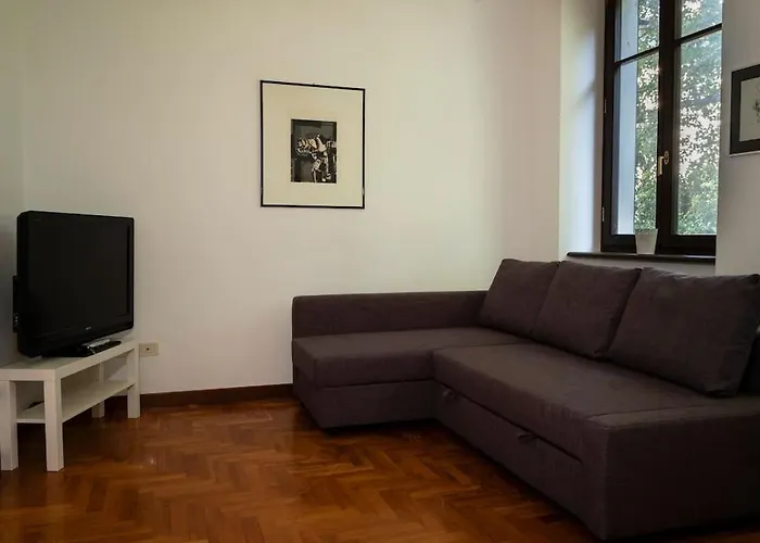 Spacious In Strategic Location - Appartamento